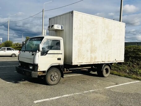 1999 Hyundai HD370, белый, 480000 рублей, вид 2