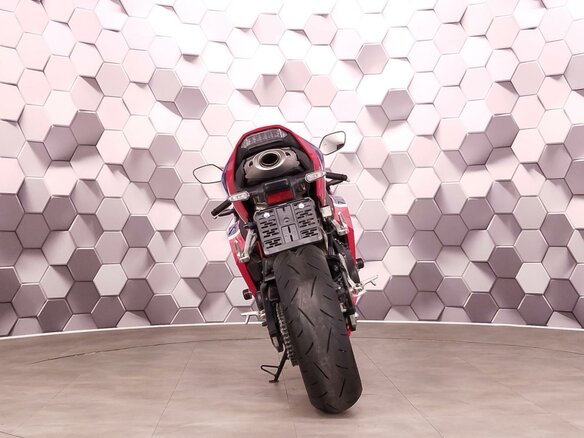 2024 Honda CBR 600RR, красный, 1485000 рублей - вид 5