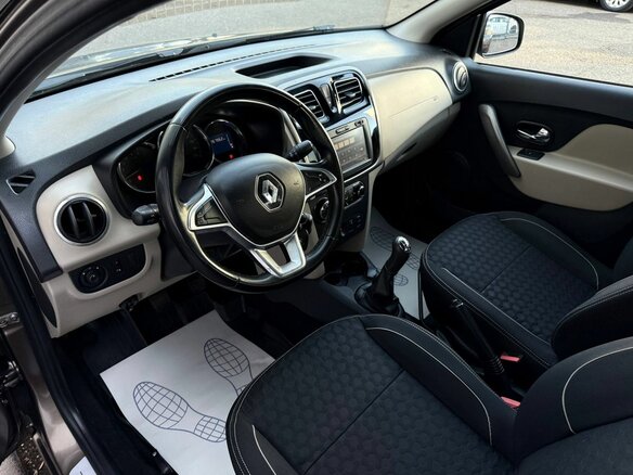 2018 Renault Logan II Рестайлинг, коричневый, 750000 рублей - вид 12