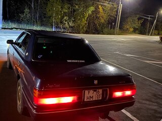 1990 Toyota Crown VIII (S130), синий, 330000 рублей, вид 1