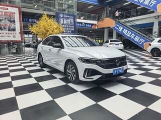 2023 Volkswagen Lavida III Рестайлинг, белый, 1500000 рублей, вид 3