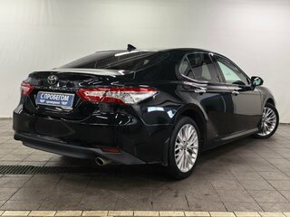 2019 Toyota Camry VIII (XV70), чёрный, 2390000 рублей, вид 4