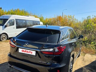 2019 Lexus RX 300 IV, чёрный, 4290000 рублей, вид 3