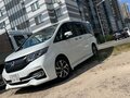 2017 Honda Stepwgn V, белый, 1630000 рублей