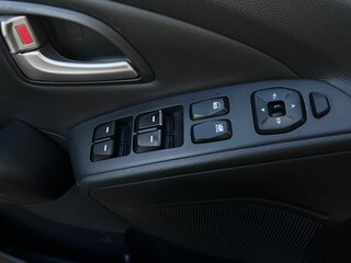 2012 Hyundai ix35 I, белый, 1040000 рублей, вид 4