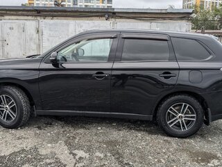 2012 Mitsubishi Outlander III, чёрный, 1200000 рублей, вид 4