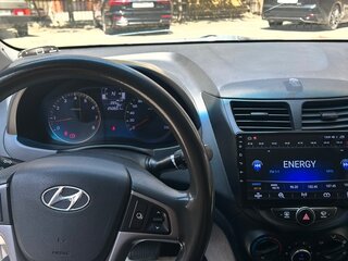 2016 Hyundai Solaris I Рестайлинг, белый, 700000 рублей, вид 5