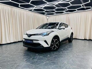 2018 Toyota C-HR I, белый, 2449900 рублей, вид 1
