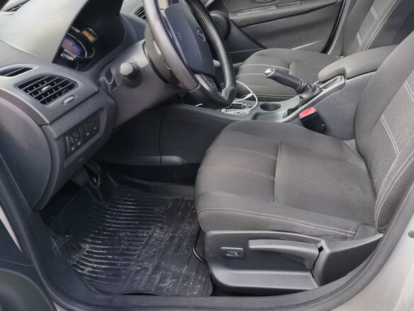 2014 Renault Megane III Рестайлинг 2, серый, 850000 рублей - вид 4