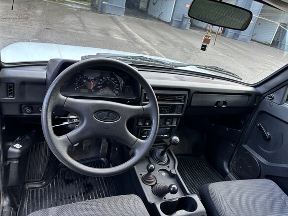 2016 Lada (ВАЗ) 2121 (4x4) I Рестайлинг, белый, 650000 рублей - вид 10