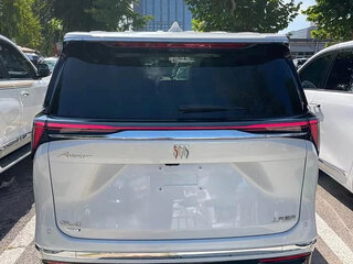 2026 Buick GL8 PHEV IV Century, белый, 8100700 рублей, вид 3
