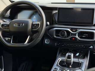 2021 Geely Okavango I, серый, 1950000 рублей, вид 5