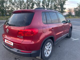 2012 Volkswagen Tiguan I Рестайлинг, красный, 1100000 рублей, вид 5