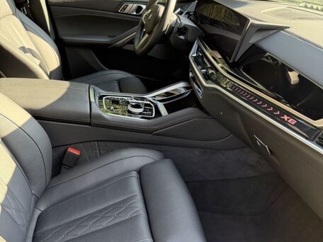 2024 BMW X6 40i III (G06) Рестайлинг, синий, 12500000 рублей, вид 5