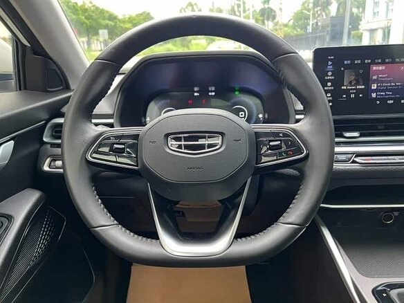 2022 Geely Emgrand II, белый - вид 7