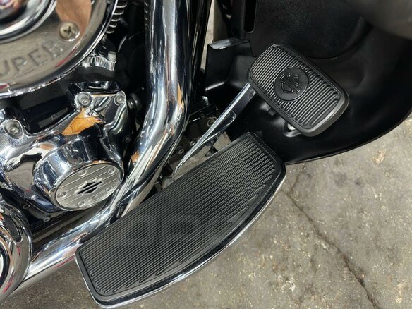 2013 Harley-Davidson Electra Glide, чёрный, 1050000 рублей - вид 34