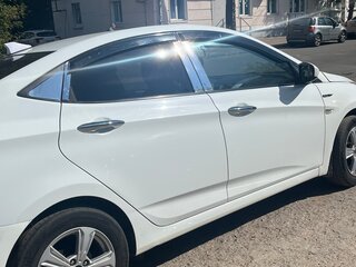 2016 Hyundai Solaris I Рестайлинг, белый, 680000 рублей, вид 2