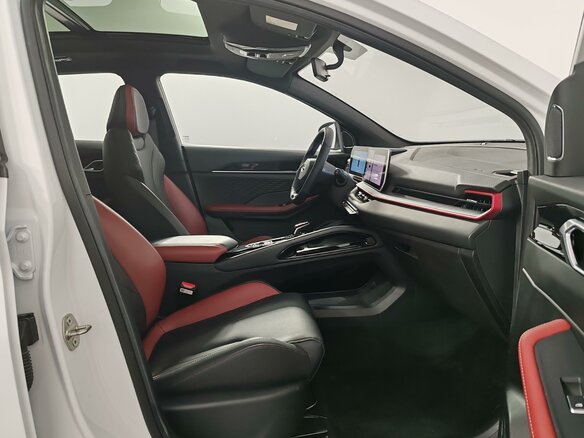 2023 Geely Coolray I Рестайлинг, белый - вид 19