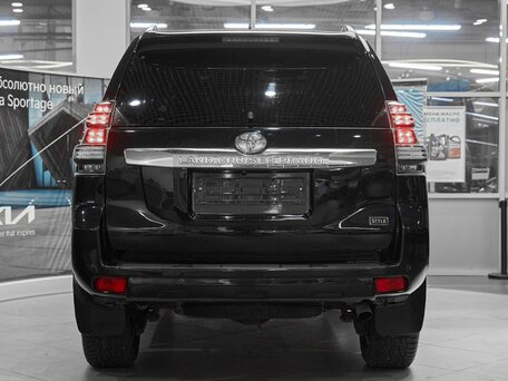 2017 Toyota Land Cruiser Prado 150 Series Рестайлинг 1, чёрный, 3489000 рублей, вид 5