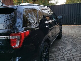 2019 Ford Explorer V Рестайлинг 2, чёрный, 3550000 рублей, вид 5