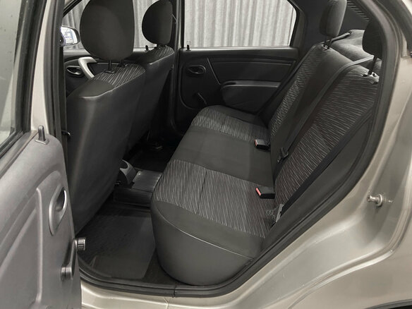 2011 Renault Logan I Рестайлинг, бежевый, 449000 рублей - вид 8