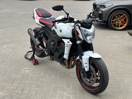 2012 Yamaha FZ1, белый, 560000 рублей, вид 5