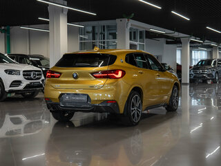 2020 BMW X2 xDrive18d I (F39), золотистый, 3310000 рублей, вид 4