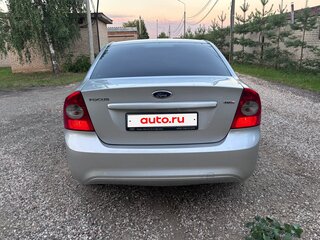 2011 Ford Focus II Рестайлинг, серебристый, 580000 рублей, вид 4