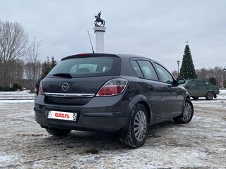 2011 Opel Astra H Рестайлинг, серый, 700000 рублей, вид 5