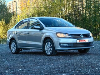 2018 Volkswagen Polo V Рестайлинг, серебристый, 1400000 рублей, вид 1