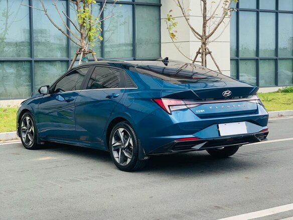 2022 Hyundai Elantra VII (CN7), синий, 1430000 рублей - вид 5