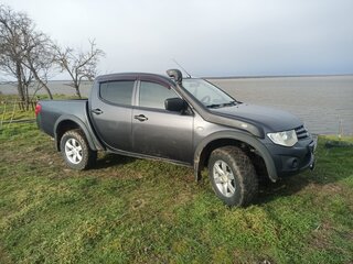 2012 Mitsubishi L200 IV, серый, 1330000 рублей, вид 3