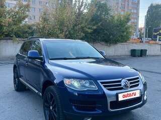 2007 Volkswagen Touareg I Рестайлинг, синий, 795000 рублей, вид 3
