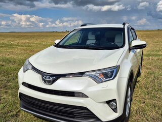 2017 Toyota RAV4 IV (XA40) Рестайлинг, белый, 2549000 рублей, вид 3