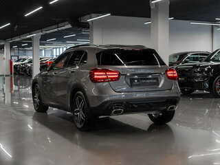 2018 Mercedes-Benz GLA 200 I (X156) Рестайлинг, серый, 2580000 рублей, вид 4