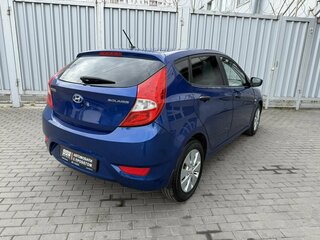 2013 Hyundai Solaris I, синий, 785000 рублей, вид 2