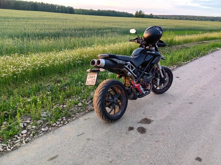 2010 Ducati Hypermotard, чёрный, 500000 рублей, вид 3