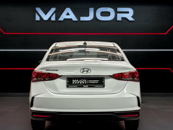 2022 Hyundai Solaris II Рестайлинг, белый, 1525000 рублей - вид 5