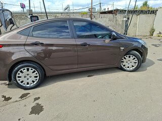 2015 Hyundai Solaris I Рестайлинг, коричневый, 1170000 рублей, вид 2