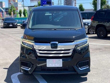 Honda Stepwgn V Рестайлинг