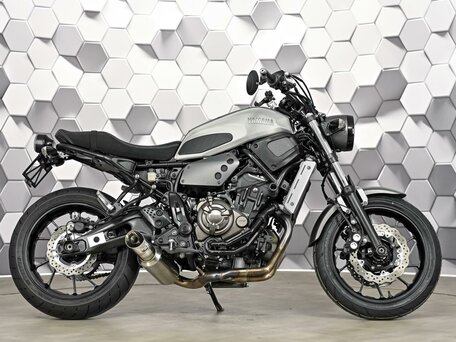 2018 Yamaha XSR700, серый, 677000 рублей, вид 3