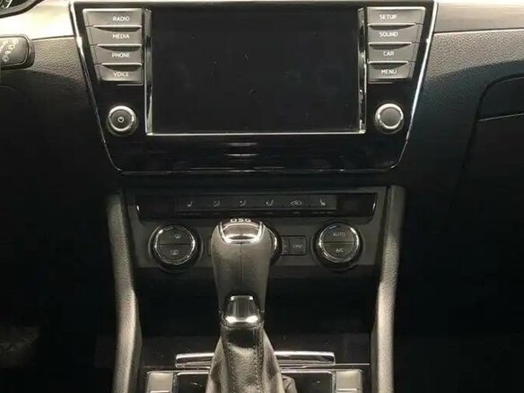 2016 Skoda Superb III, серый, 1350000 рублей - вид 21
