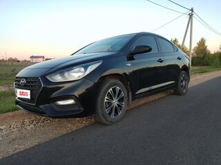2018 Hyundai Solaris II, чёрный, 1200000 рублей, вид 1