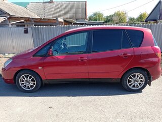 2001 Toyota Corolla Spacio II, красный, 455000 рублей, вид 3
