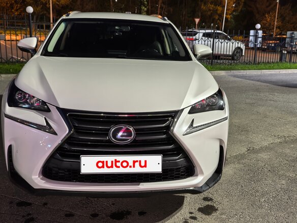 2015 Lexus NX 200 I, белый, 3950000 рублей - вид 2