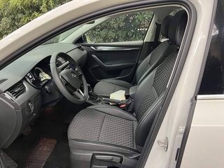 2020 Skoda Octavia Scout III (A7) Рестайлинг, белый, 1460000 рублей, вид 2