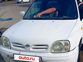 2001 Nissan March II (K11), белый, 225000 рублей, вид 2