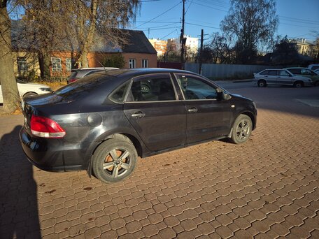 2012 Volkswagen Polo V, чёрный, 410000 рублей, вид 3