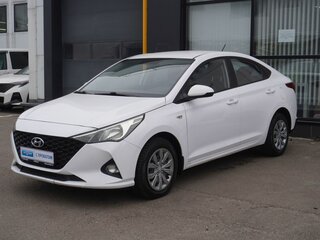 2022 Hyundai Solaris II Рестайлинг, белый, 1445000 рублей, вид 1