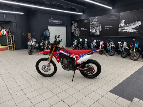 2026 Regulmoto CR-Z 300, красный, 161700 рублей, вид 1